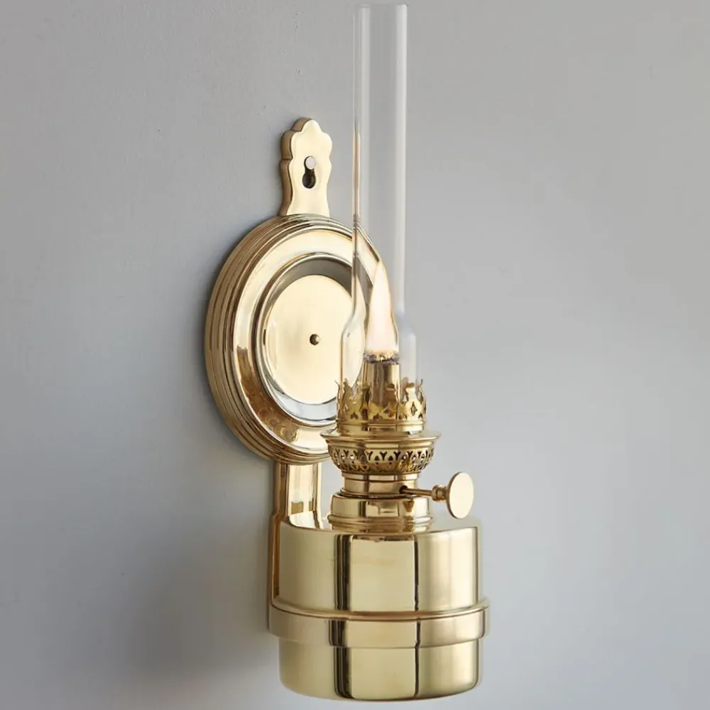 garrett-wade Extra Bright Oil Lamp with Wall Hanger & Smoke Stopper New