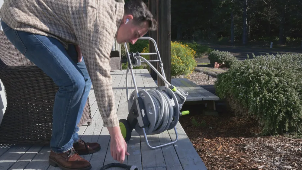 garrett-wade Guided Hose Reel with 100' Ultra Tough Hose Clearance
