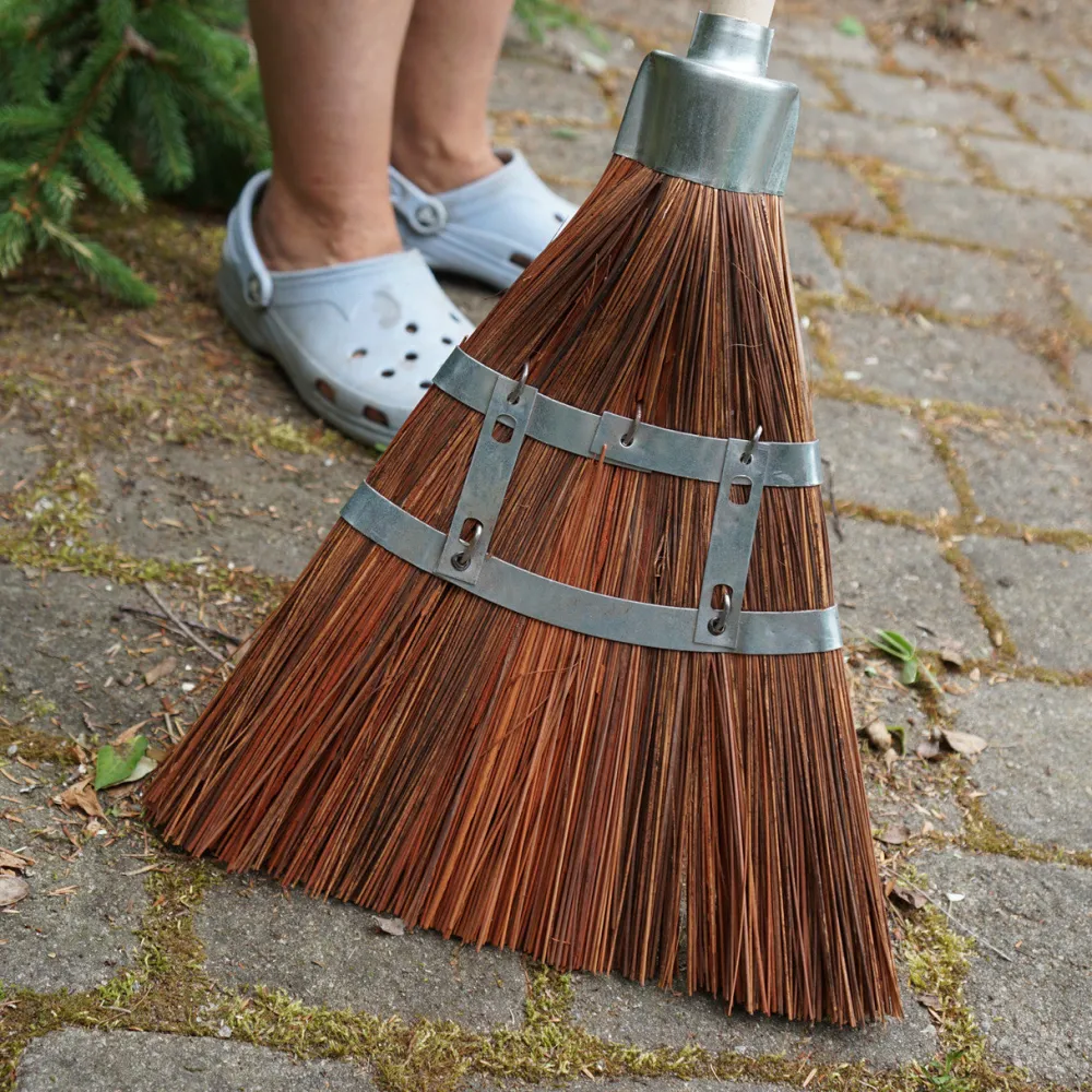 garrett-wade Heavy-Duty Garden & Garage Broom Discount