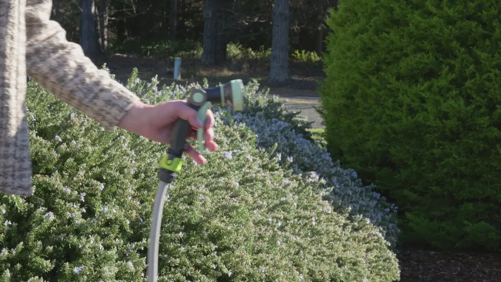 garrett-wade 8-Jet Watering Nozzle Outlet