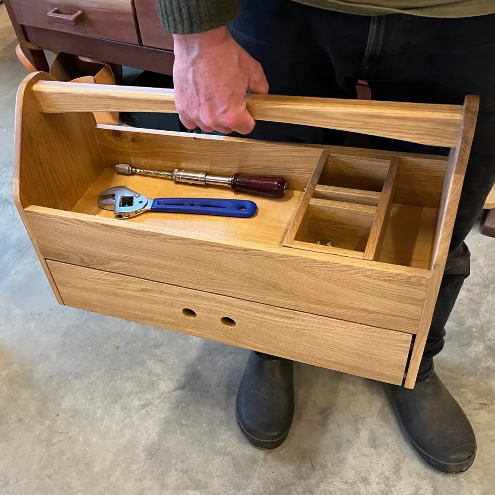 garrett-wade Old World Oak Tool Carrier Outlet