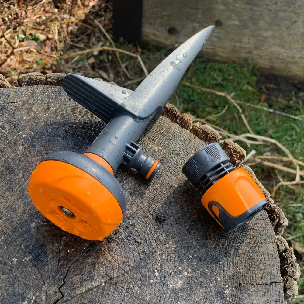 garrett-wade Water-Saving Garden Bed Sprinkler Outlet